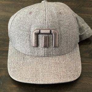 Golf hat by Travis Matthew